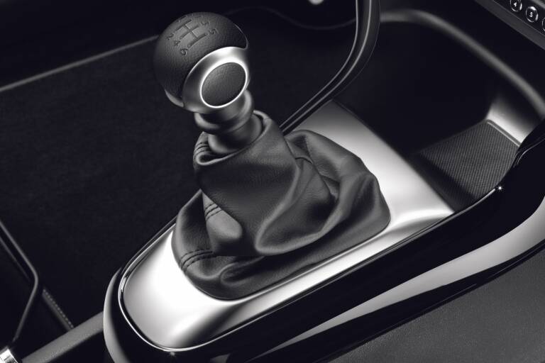 Pommeau de levier de vitesses bvm6 en cuir noir et zamak chrome satine, Citroën Accessoires